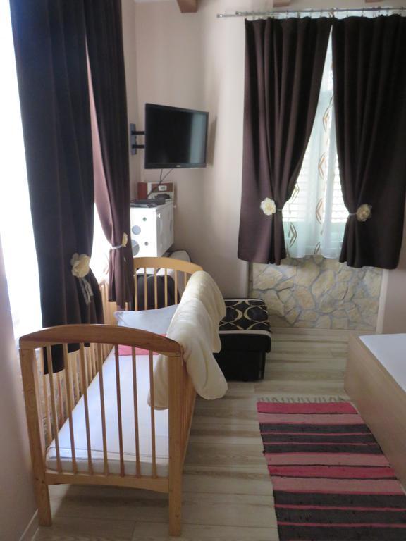 Apartment Barbara - Bojana Šibenik Quarto foto